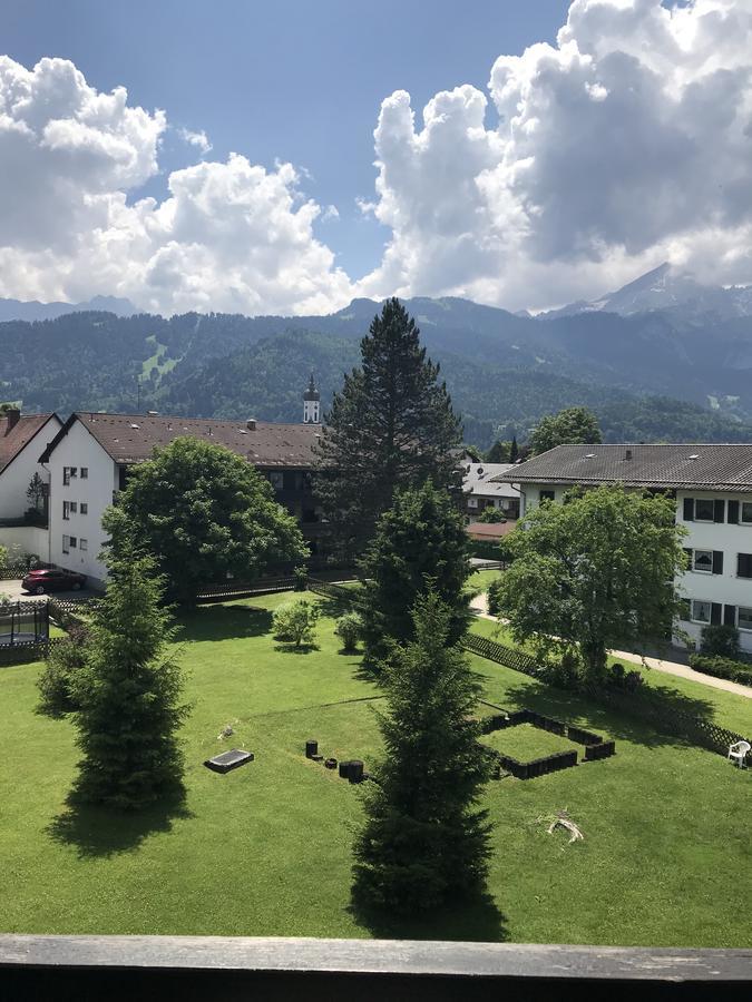 Panoramic Mountain Apartment Garmisch-Partenkirchen Exterior photo